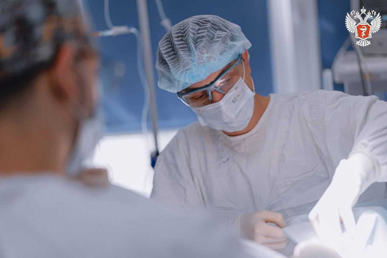 Челябинские врачи удалили злокачественную опухоль мягких тканей голени у 72-летней женщины