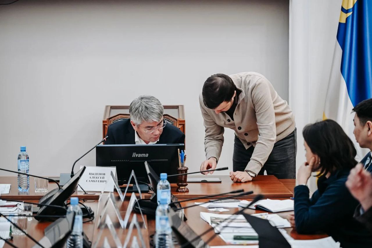 Алексей Цыденов: По прямому поручению. В.В.Путина в Улан-Удэ строится межвузовский кампус «Байкал» Алексей Цыденов: По прямому поручению. В.В.Путина в Улан-Удэ строится межвузовский кампус «Байкал»