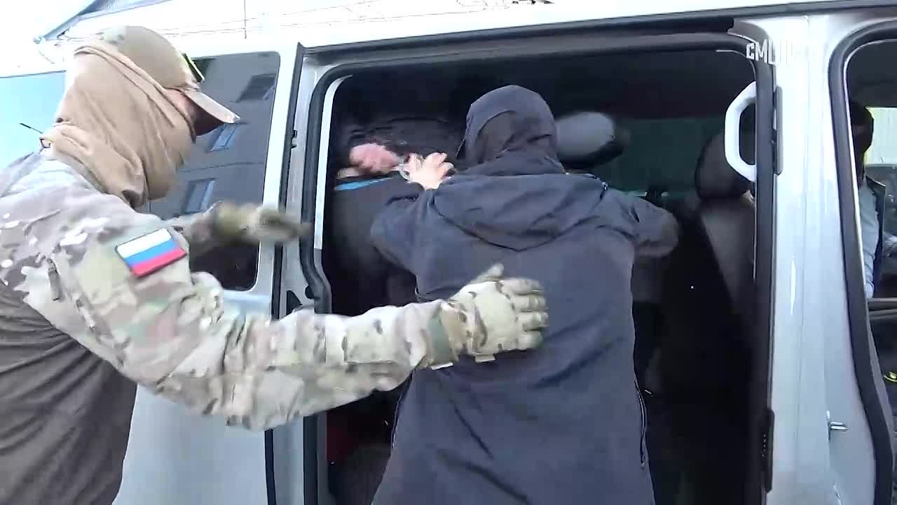 ФСБ задержала организатора нелегального канала миграции иностранцев из Латинской Америки в Россию