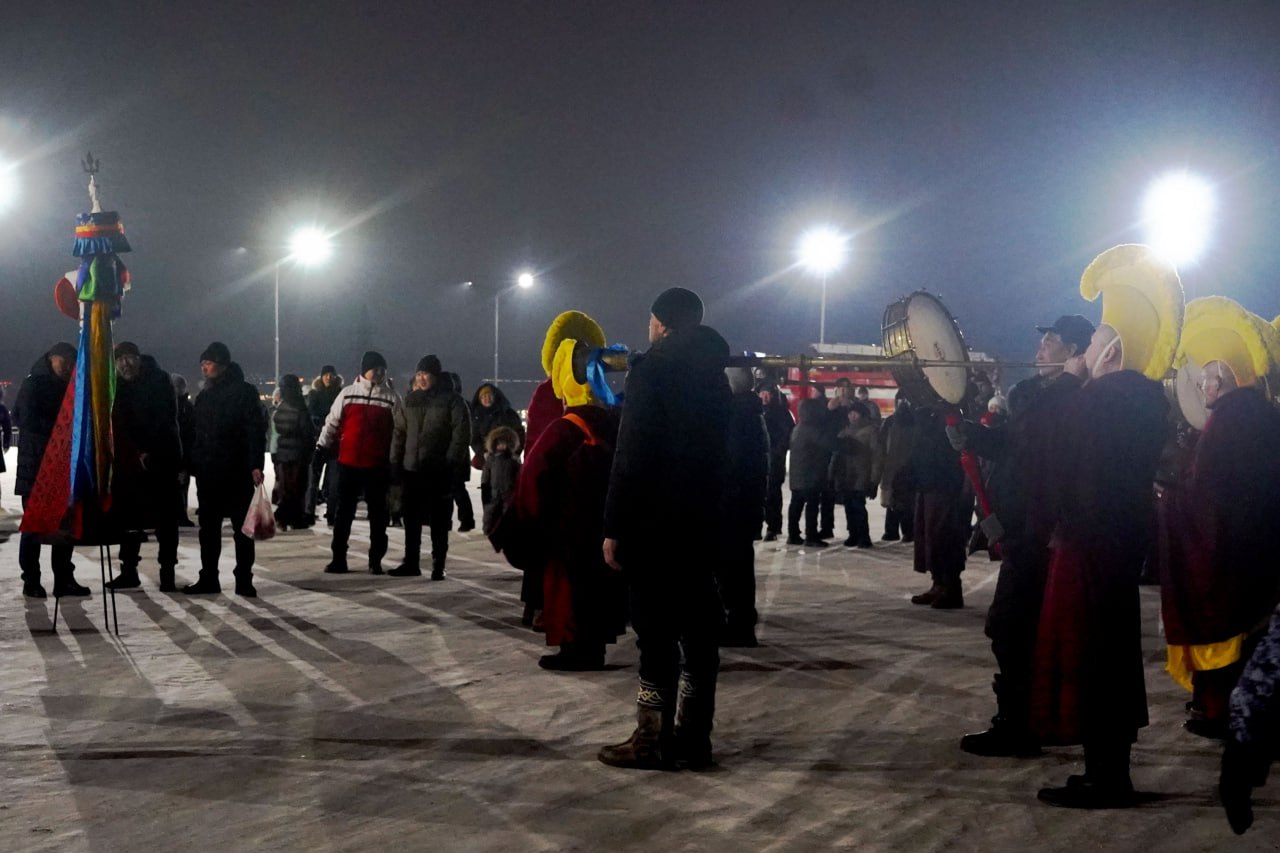ФОТОФАКТ: Полицейские в Бурятии несут службу по охране общественного порядка в местах проведения мероприятий, посвященных празднику Сагаалгану ФОТОФАКТ: Полицейские в Бурятии несут службу по охране общественного порядка в местах проведения мероприятий, посвященных празднику Сагаалгану