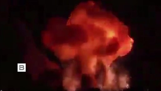 Пакистан нанес удары вдоль границы с Афганистаном, сообщает агентство Associated Press