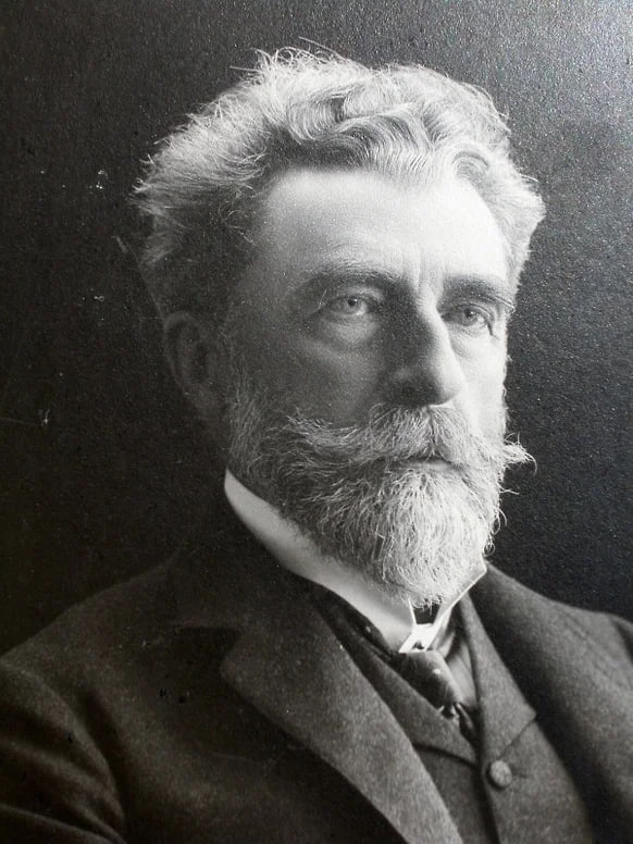 День 23 февраля стал важной для России датой задолго до того, как он превратился в День Красной, а потом Советской армии