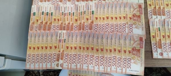 У иркутянки в автобусе украли 3 млн рублей, которые она хотела отдать мошенникам