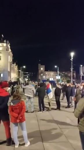 Сенатор РФ от ДНР Александр Волошин отреагировал на провокацию релокантов в столице Сербии