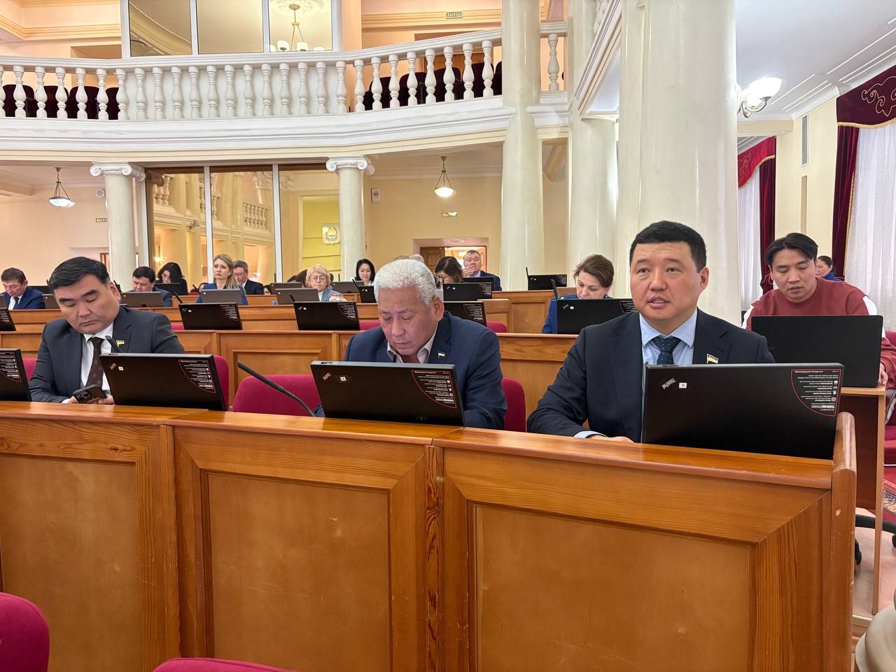 Депутаты приняли законопроект Республики Бурятия, касающийся земельного законодательства Депутаты приняли законопроект Республики Бурятия, касающийся земельного законодательства