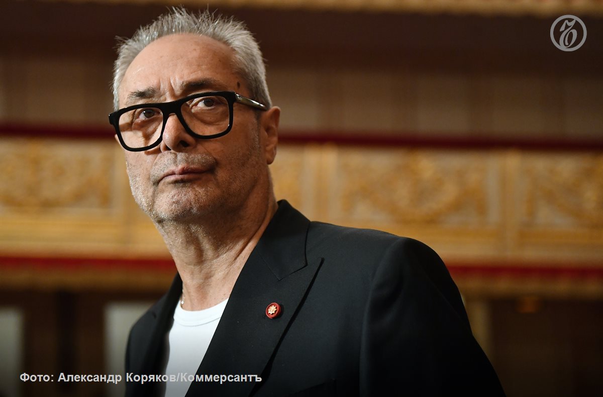 «Театр должен держать удар»