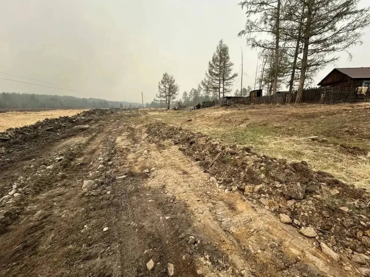 Алексей Цыденов: Подготовка к паводковому и пожароопасному сезонам у нас в республике вступила в активную фазу, провели со всеми ведомствами, с главами районов большое совещание по готовности Алексей Цыденов: Подготовка к паводковому и пожароопасному сезонам у нас в республике вступила в активную фазу, провели со всеми ведомствами, с главами районов большое совещание по готовности