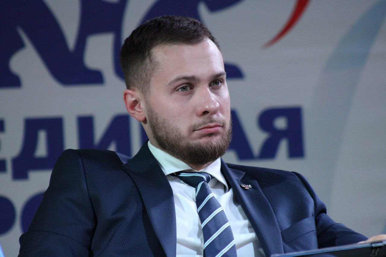 Георгий Медведев: Сегодня вместе с коллегами по Общественному Совету Горловки принял участие в форуме Единой России Георгий Медведев: Сегодня вместе с коллегами по Общественному Совету Горловки принял участие в форуме Единой России