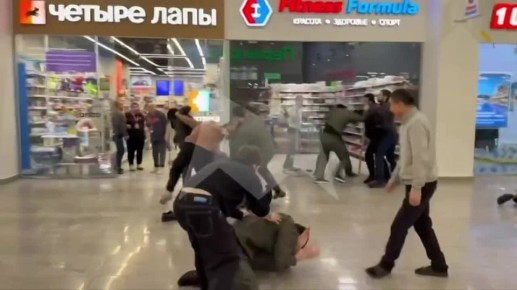В московском ТЦ «Щука» мигранты устроили очередное показательное выступление