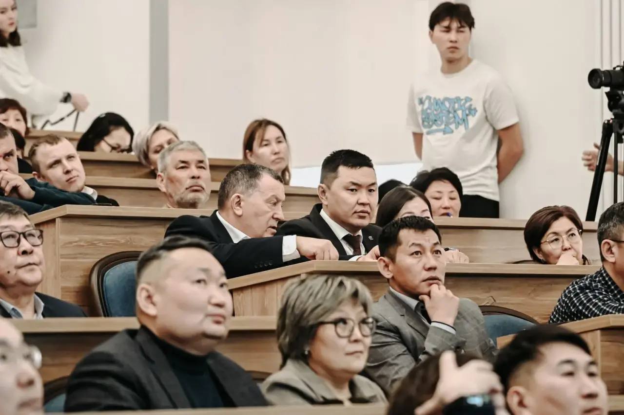 Алексей Цыденов: Наука, бизнес и эксперты в разных направлениях провели в Сельхозакадемии плодотворную стратсессию по развитию лекарственного растениеводства в Бурятской сельхозакадемии Алексей Цыденов: Наука, бизнес и эксперты в разных направлениях провели в Сельхозакадемии плодотворную стратсессию по развитию лекарственного растениеводства в Бурятской сельхозакадемии