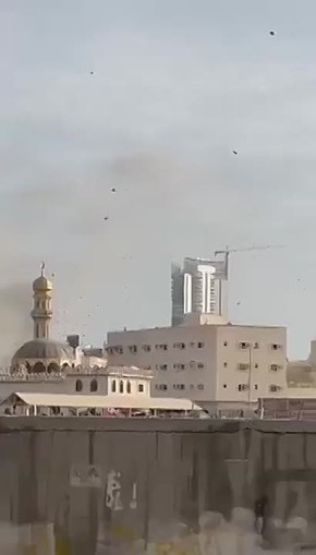 Взрывы снова прозвучали в столице Катара Дохе, передает агентство Рейтер со ссылкой на очевидца