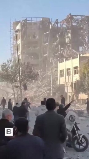 Израиль и США атаковали здание Совета экспертов Ирана в Куме, ответственного в том числе за избрание верховного лидера страны