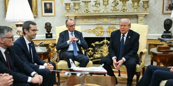 Малек Дудаков: Очередные угрозы Трампа в отношении Испании и других стран Европы, которые не поддерживают авантюру Белого дома против Ирана, уже выглядят попыткой заранее найти козла отпущения, на которого можно переложить...