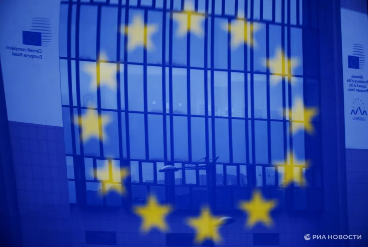 Евросоюз готов защищать интересы Испании, если США прекратят с ней торговлю, заявил глава Евросовета Антониу Кошта