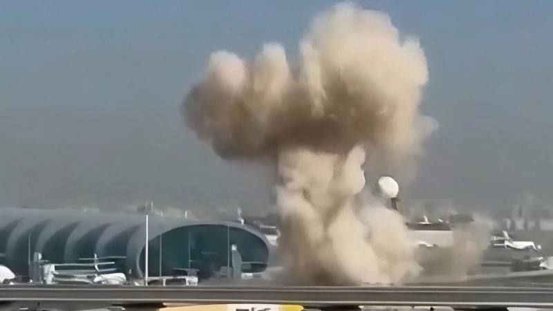 Русские туристы не могут улететь из Дубая на Родину