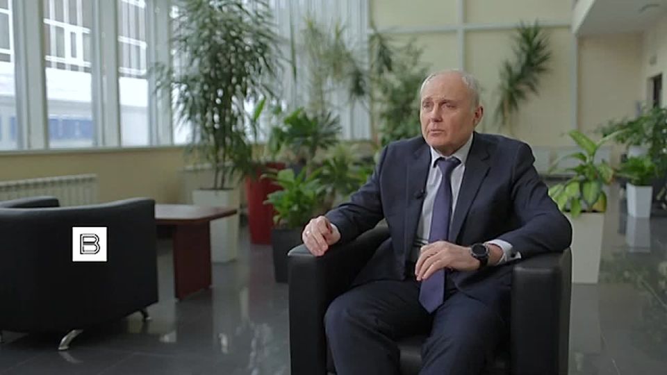 Атомная энергетика в России развивается по долгосрочному плану: до 2042 года запланировано строительство новых энергоблоков, малых модульных станций, развитие термоядерных проектов