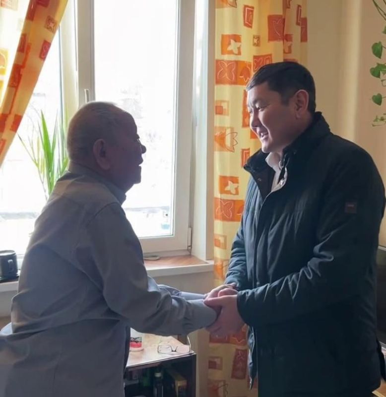 Глава Минсельхозпрода Бурятии поздравил с 90-летним юбилеем ветерана АПК