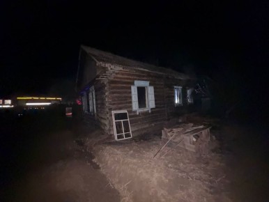 Следователи выясняют причины гибели супругов на пожаре в Бурятии
