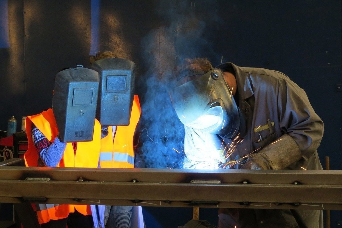 В России назвали самые высокооплачиваемые профессии в сфере ЖКХ