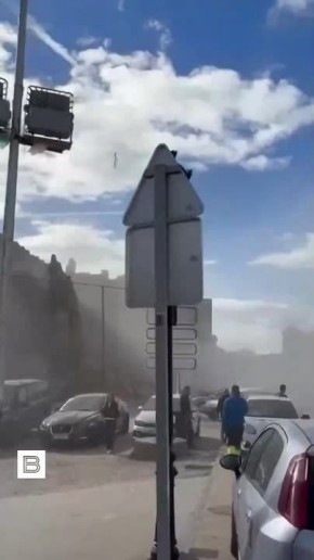 В испанском автономном сообществе Кастилия-Ла-Манча обрушилась одна из башен средневекового замка Эскалоны, сообщило агентство EFE со ссылкой на мэра муниципалитета Альваро Гутьерреса